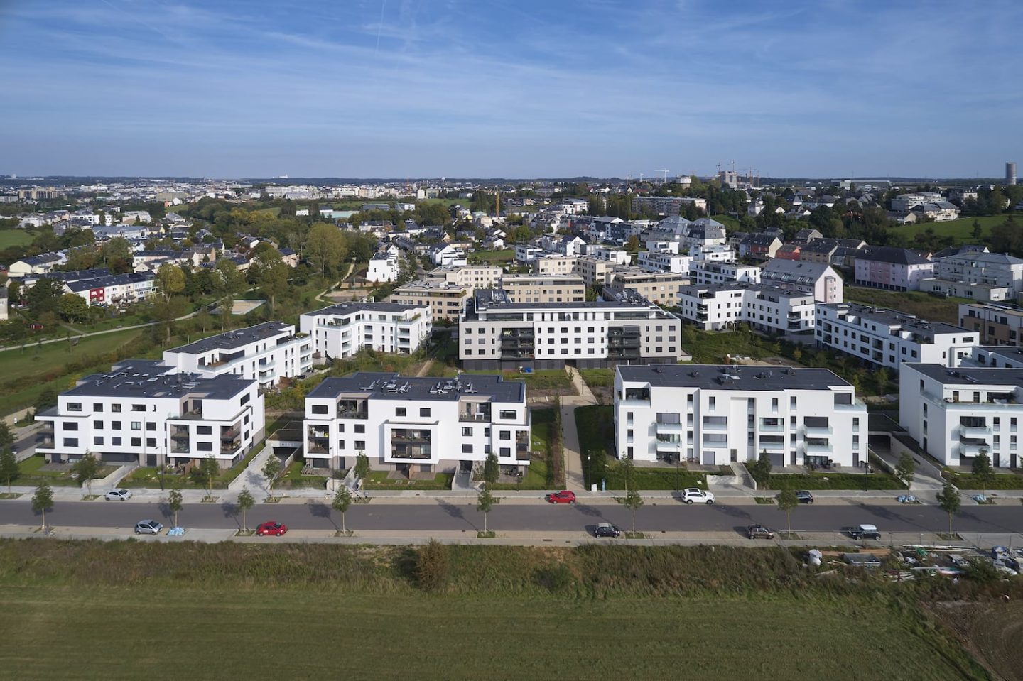 Luftaufnahme des neu gebauten Quartiers in Luxemburg Cessange